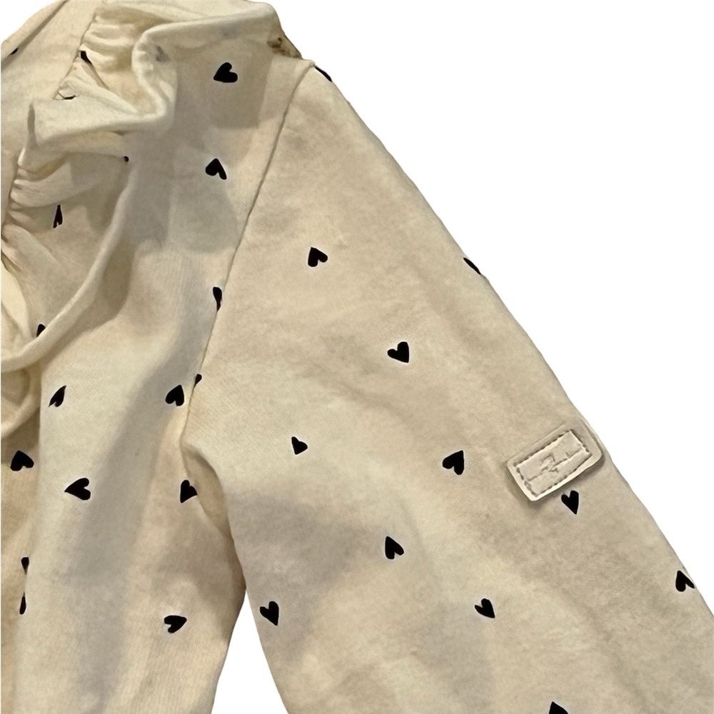 NWT 7 For All Mankind • Hearts Ruffle Footie One Piece - 6-9 mos - Picture 5 of 8